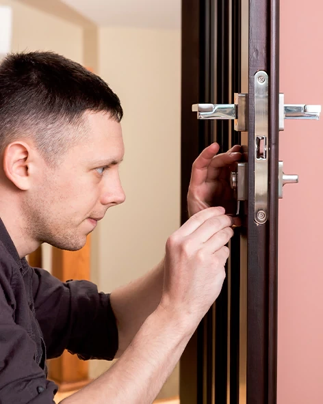 : Professional Locksmith For Commercial And Residential Locksmith Services in Marina del Rey, CA