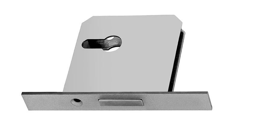 Fix A Deadbolt Door Lock in Marina del Rey, California